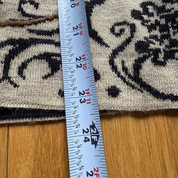 Simply Natural Size S Beige & Black Alpacal Peru Embroidered Cardigan - Picture 15 of 16